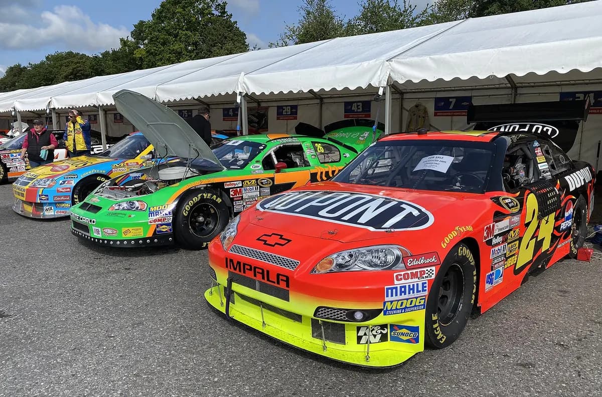 쉐보레 임팔라 NASCAR 경주차 실제 차량 사진